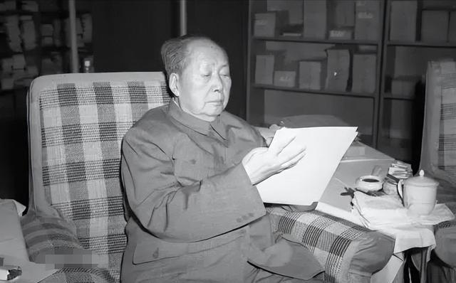 毛主席的五个“未解之谜”：第一，中年得“痣”；第二，身经百战，毫发无损；第三，没