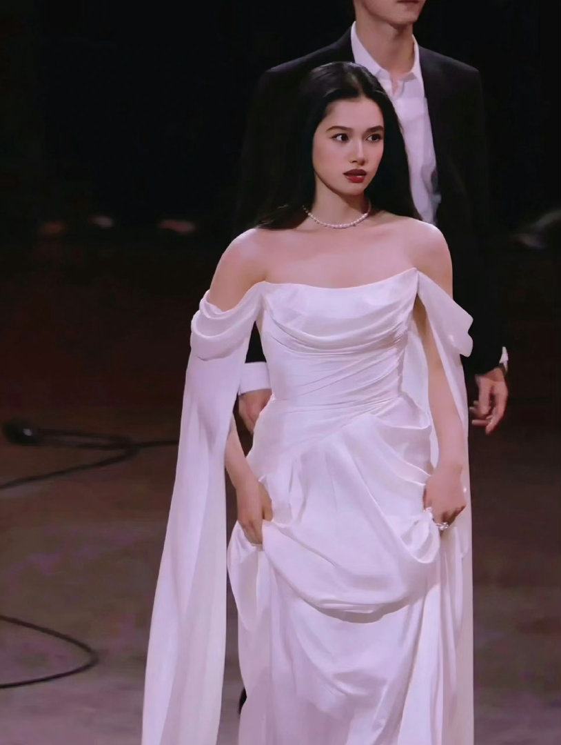张婧仪👸🏻 