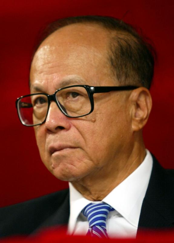 湾区火炬很热，三家齐到，李嘉诚家为何缺席？

这两天火炬进湾区，香港场面铺开，新