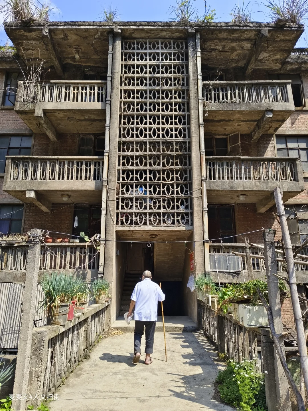 【綦江】深山里那座被时光尘封的家属院