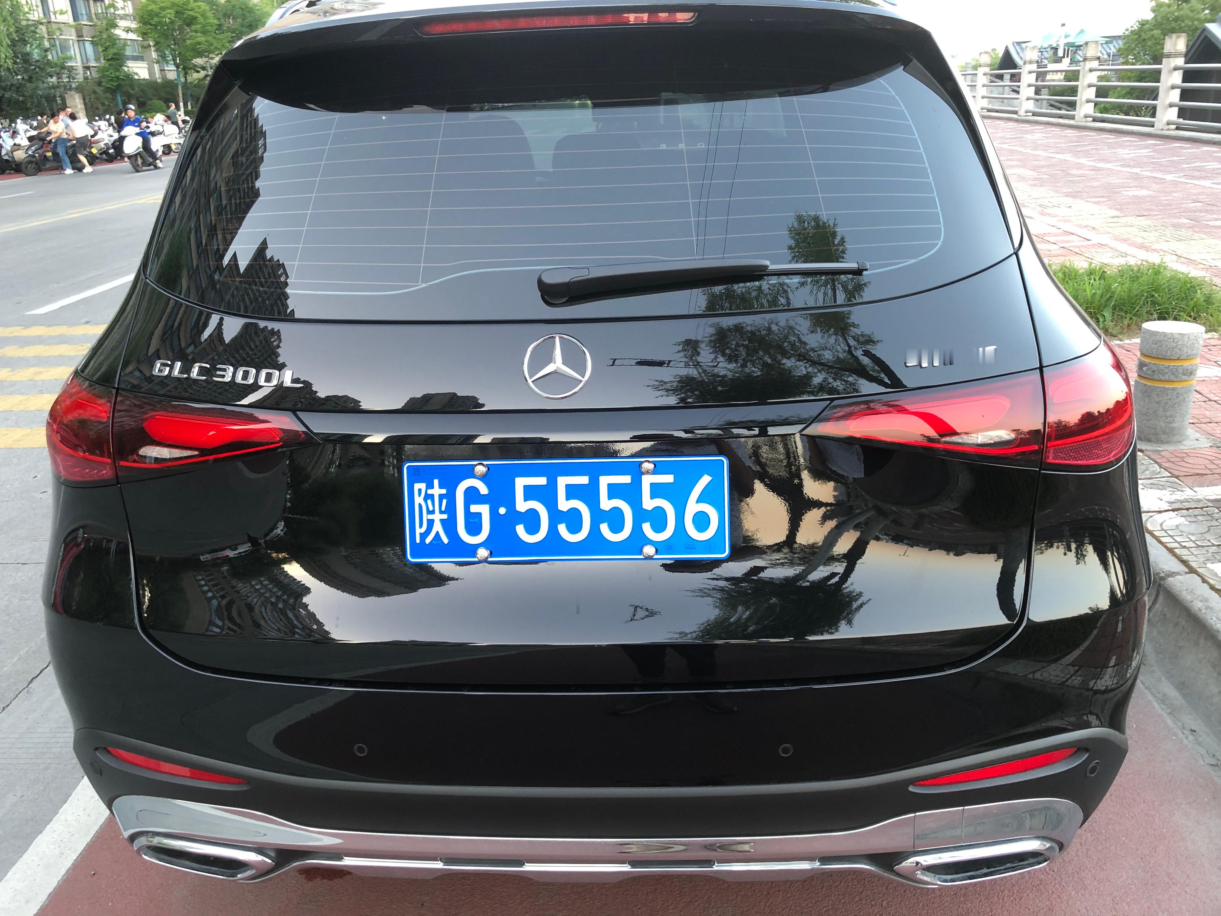 全球车牌 陕G55556奔驰GLC300L 安康