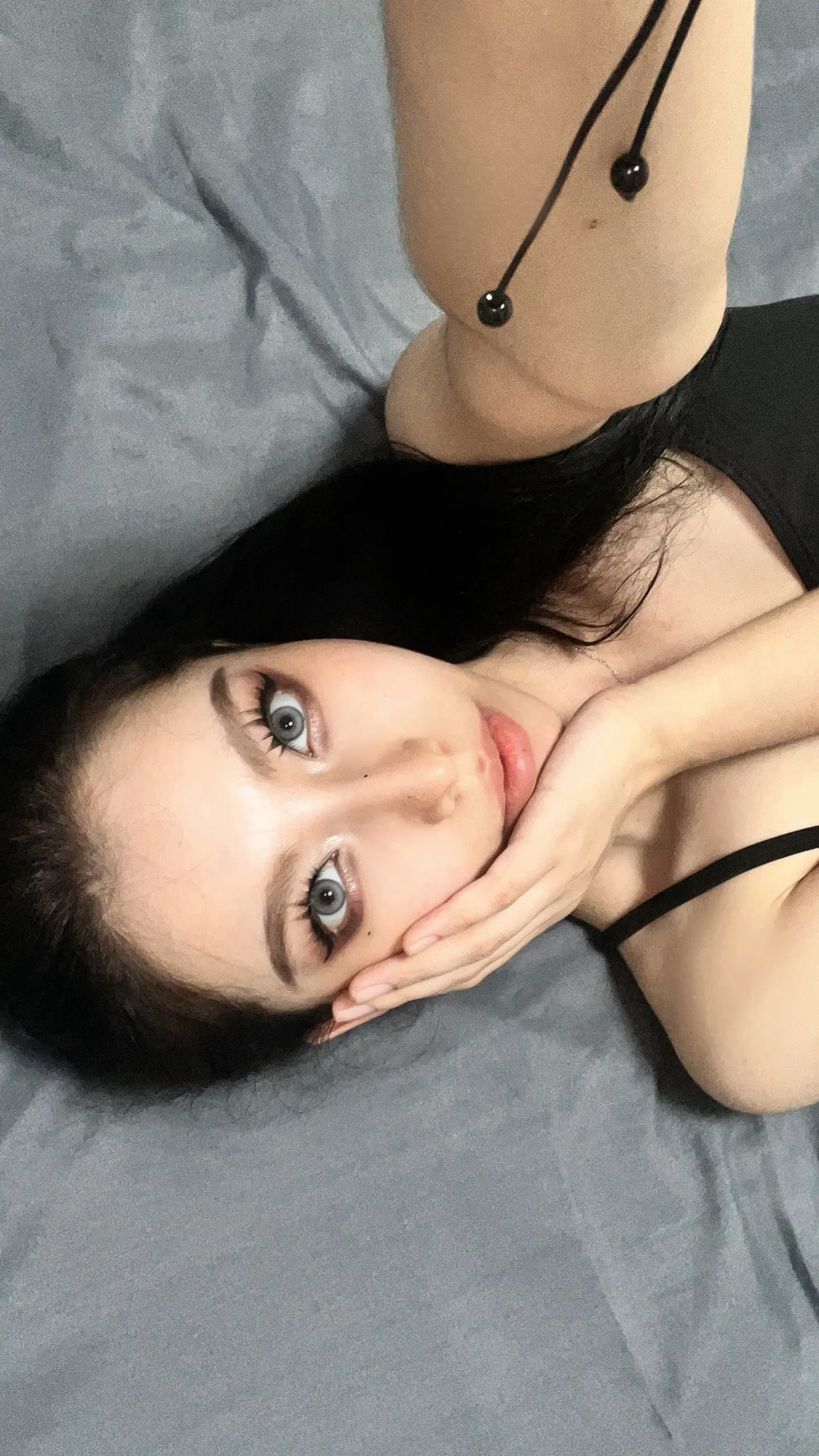 你不是我权衡利弊的选择，而是我怦然心动后，明知不可为而为之的坚定，你看...