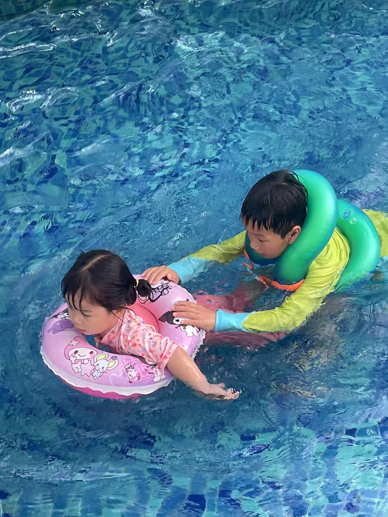 俩宝贝都不在家，噢不对，仨宝贝都去三亚了，实名羡慕啊哈哈（家里太安静了，睡不着）