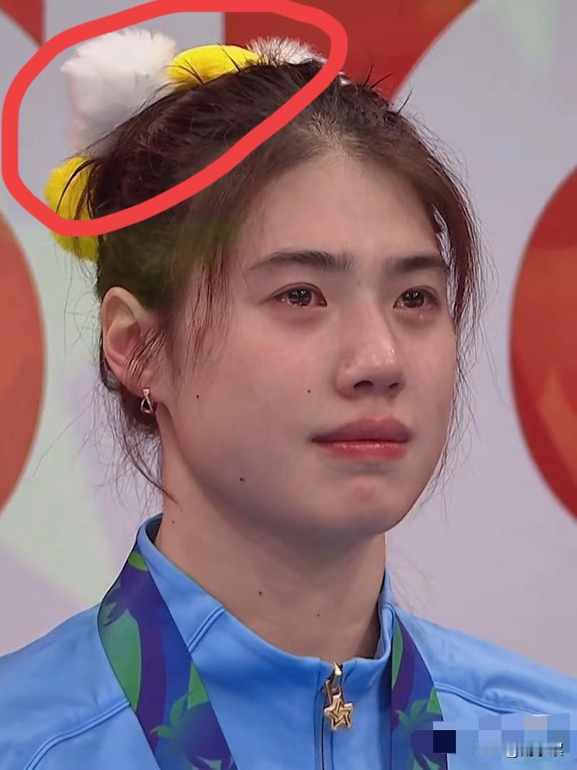 瞧，这发圈简直太可爱了！4届亚运老将的雨霏，为何激动得泪飞如雨？

4金1银！幸