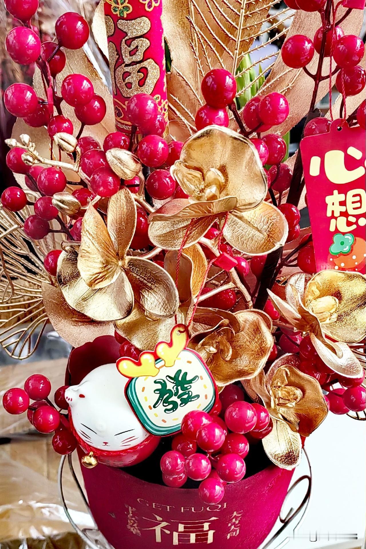 2025年马上就要过去了，写个对联迎接新年！友们一起来写起来，开开心心迎新年。