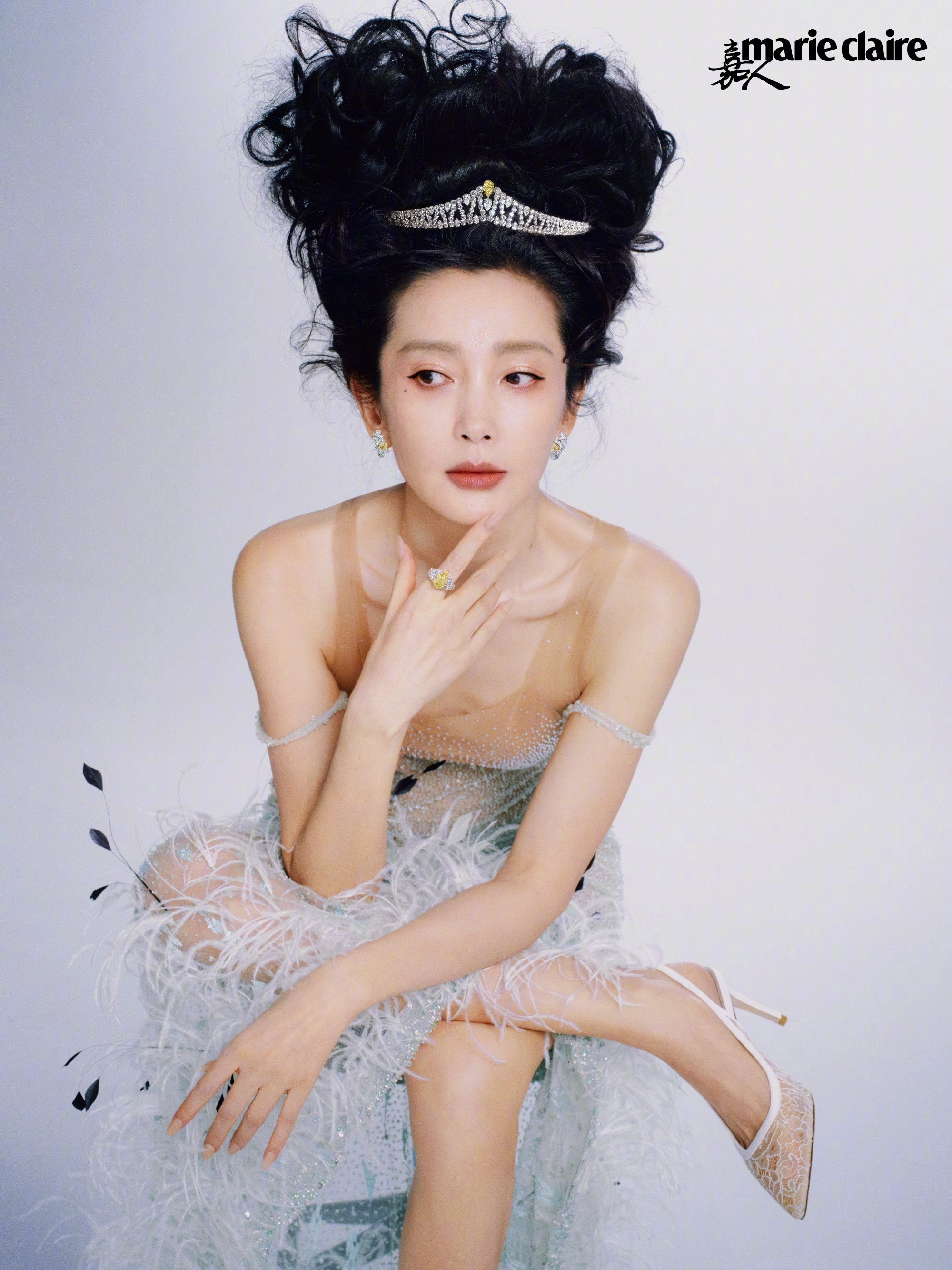 李冰冰嘉人四月刊封面 