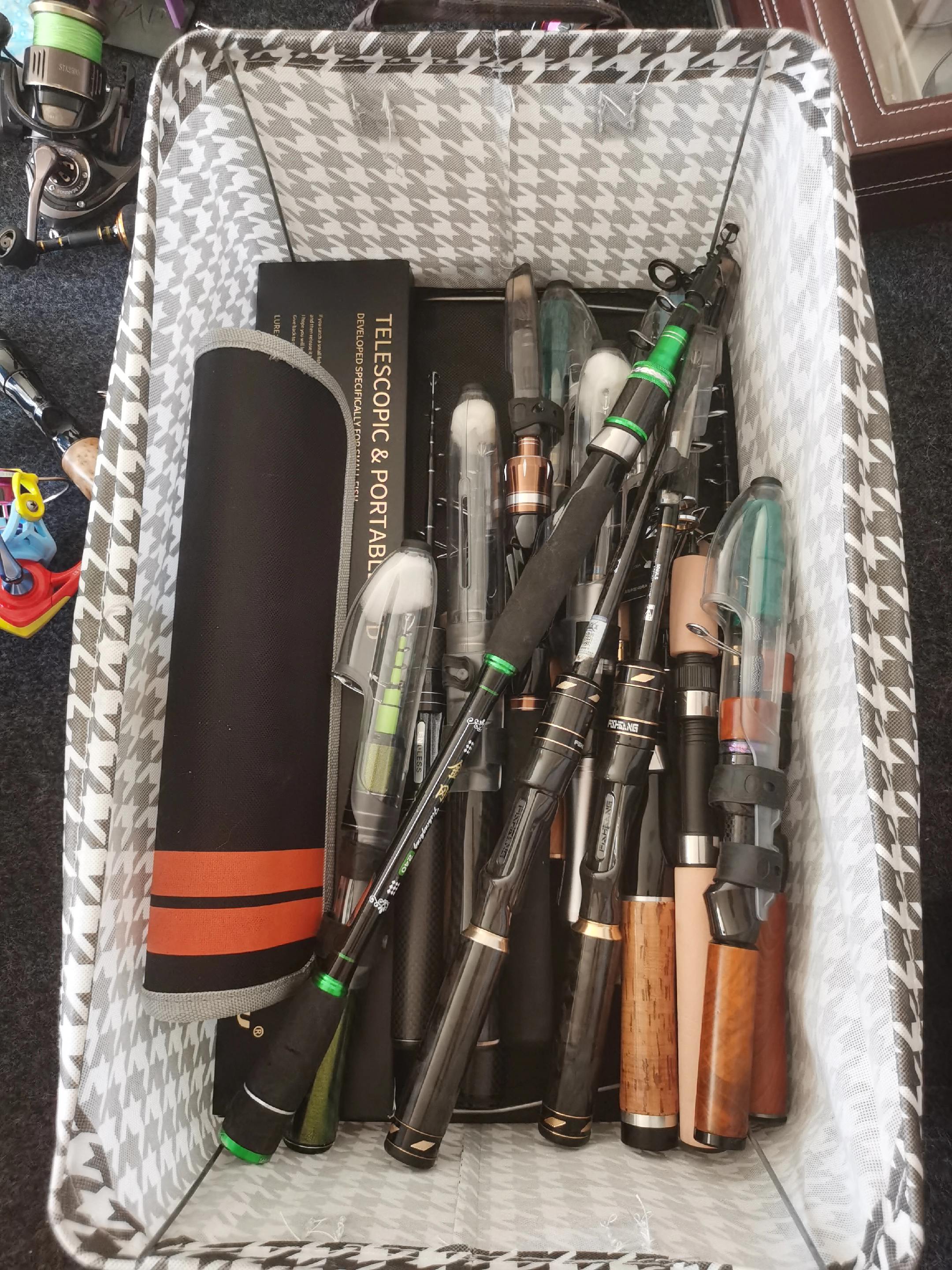 打算闲置的伸缩竿，没想到已经有这么多了… 继续在家收拾竿子，把近期不打...