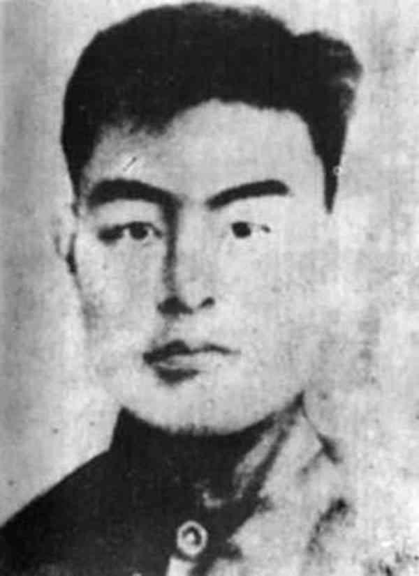 散尽祖产拉起抗日队伍，以自家宅院做地下枢纽，一手撑起冀鲁边敌后根基，绝境拼至弹尽