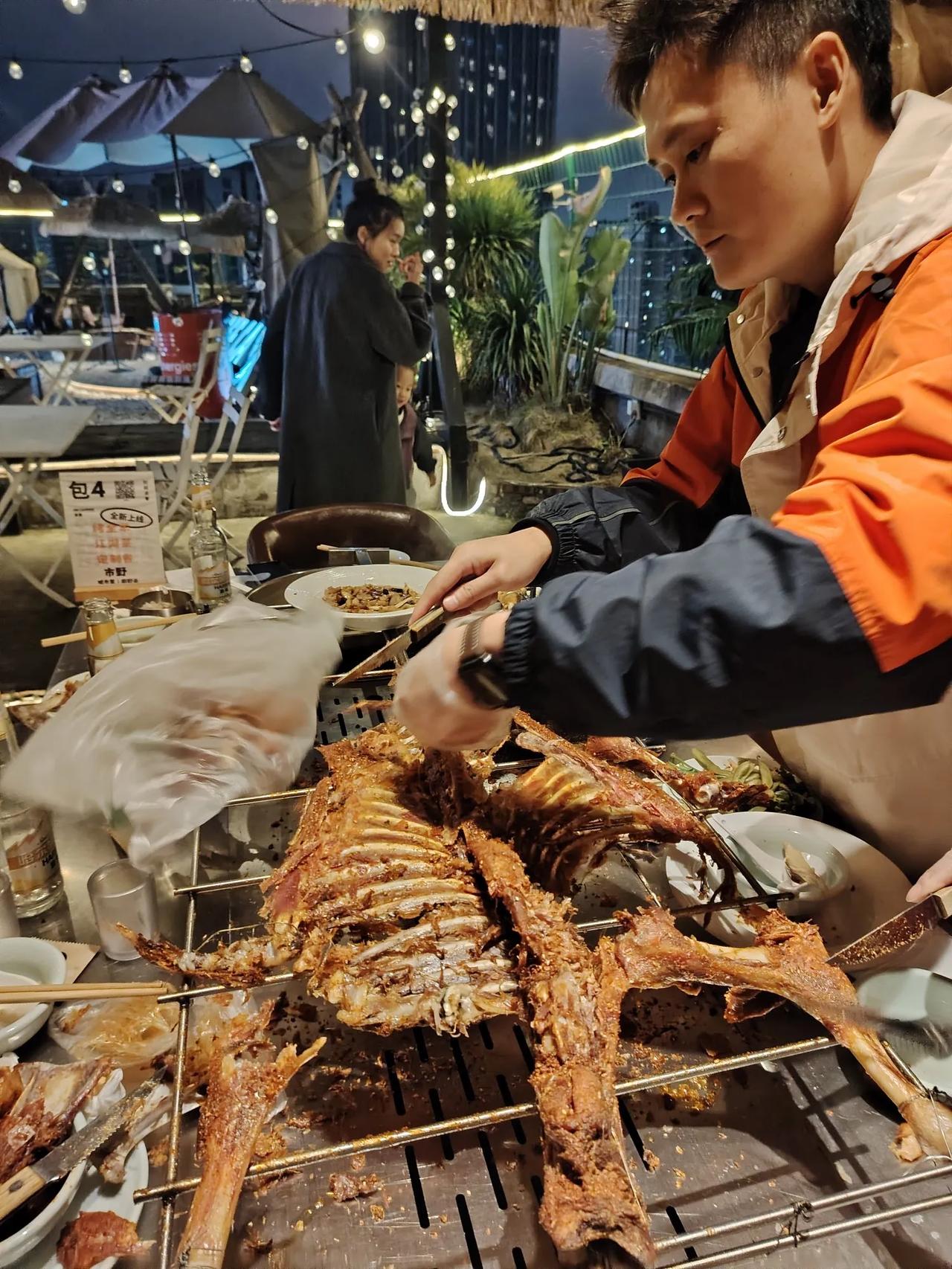 冬日美食记录烤全羊