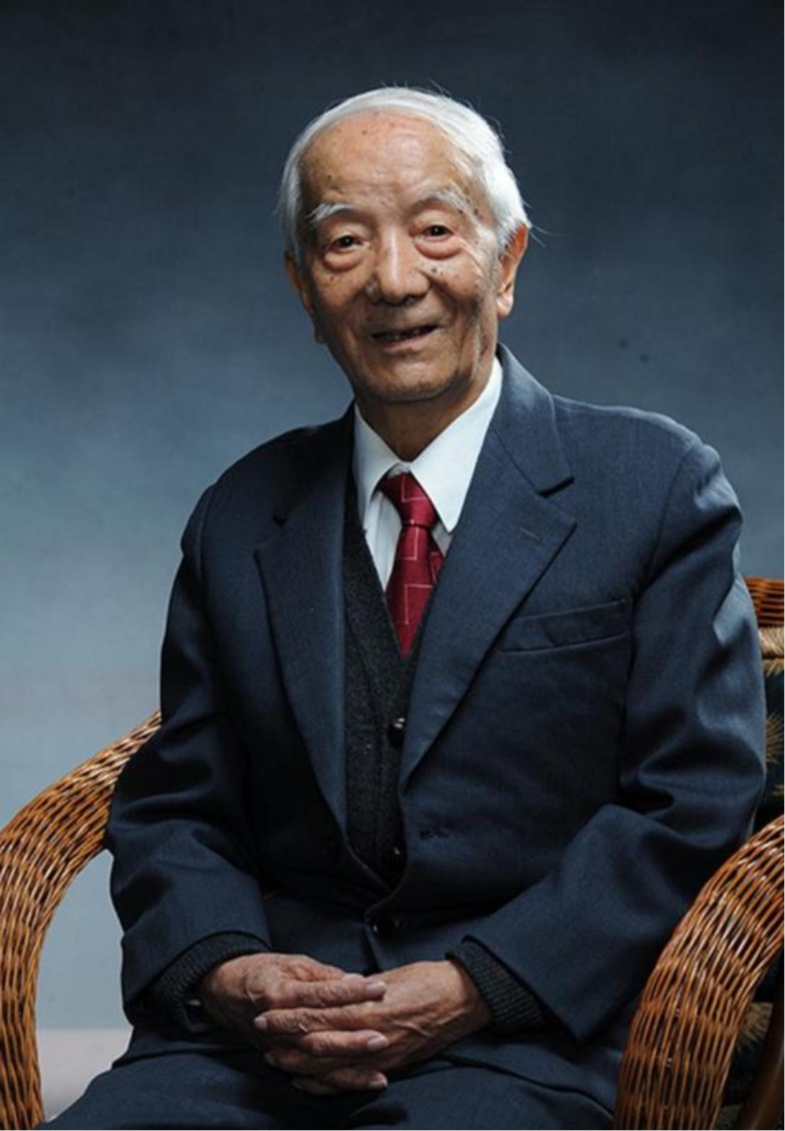 我的天！大人物怎么扎堆去世？前天是郭兰英和朱公，昨天又一位国之栋梁离开了我们！中