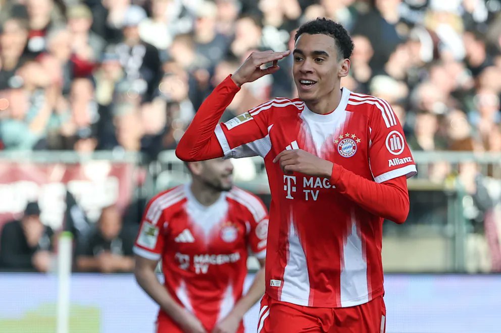 海纳：“我完全无法理解卡恩的声明。每位足球运动员都希望参加世界杯。而且当贾马尔状