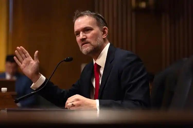 这个世界为啥能容忍美国肆无忌惮的欺负其他国家？

最直接的原因，就是美国的拳头最