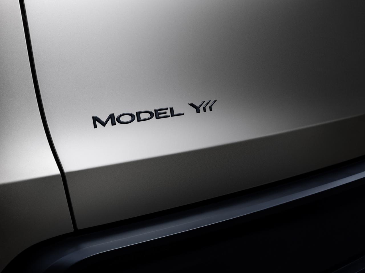 Model YL？ 六座版的Y？不至于是加长版的吧哈哈哈哈。