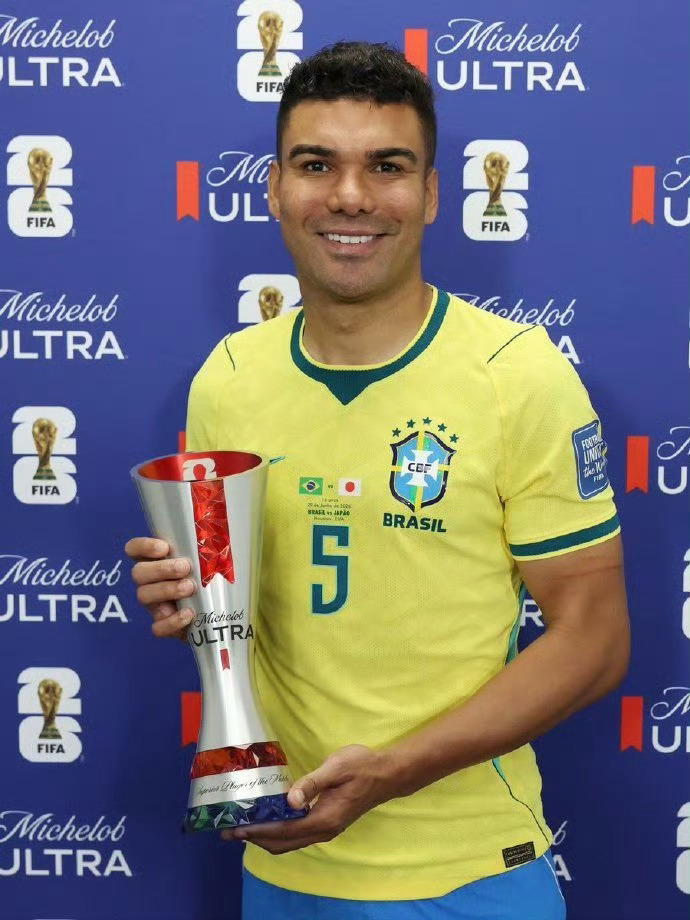 恭喜卡塞米罗拿到全场最佳！巴西2比1日本世界杯