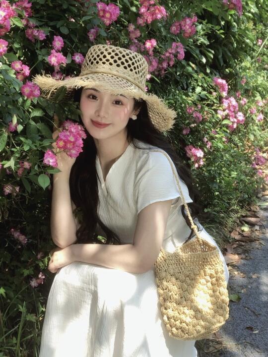 被蔷薇花包围的春天～