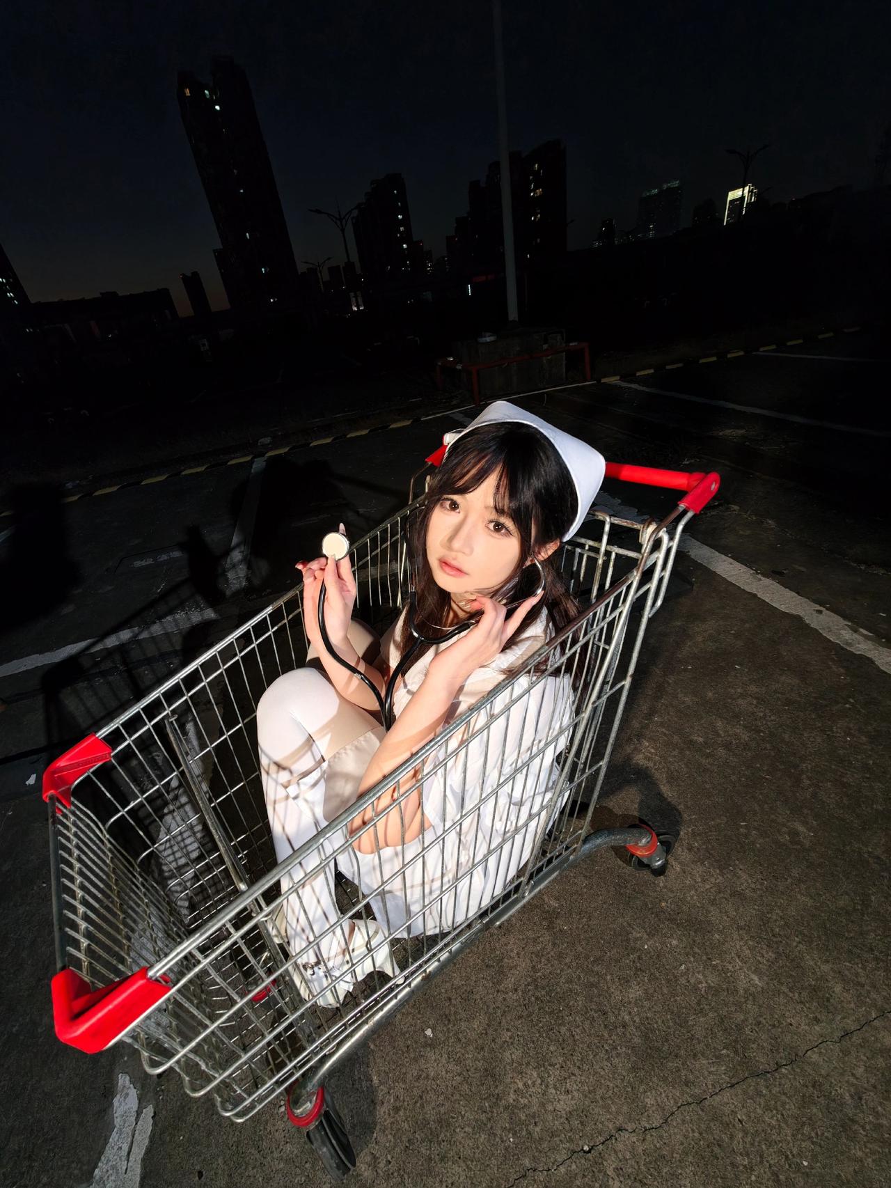 原片直发拍照姿势 摄影约拍 女生拍照姿势 夜景人像