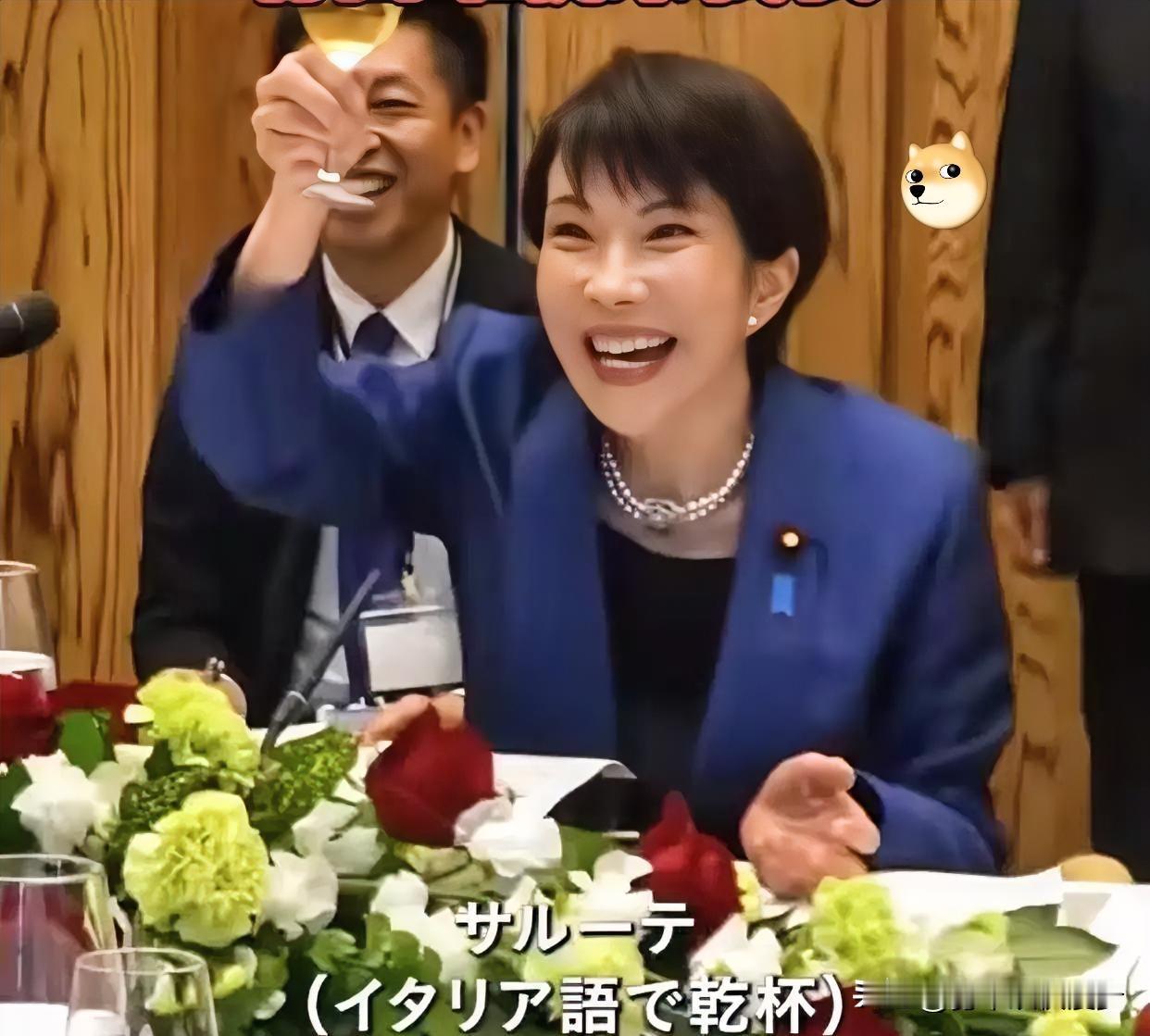 高市早苗做梦都要笑醒了，19日表示，将于23日解散众议院！日本或提前大选，高市早