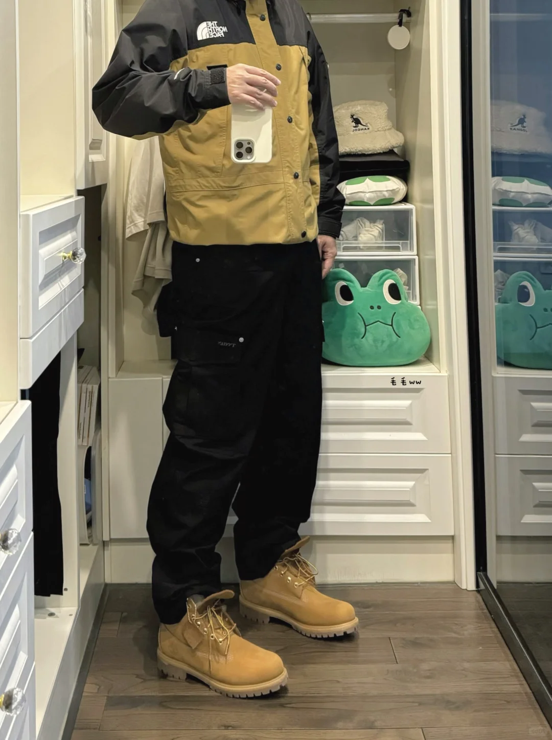 户外冲锋衣｜大黄靴穿搭