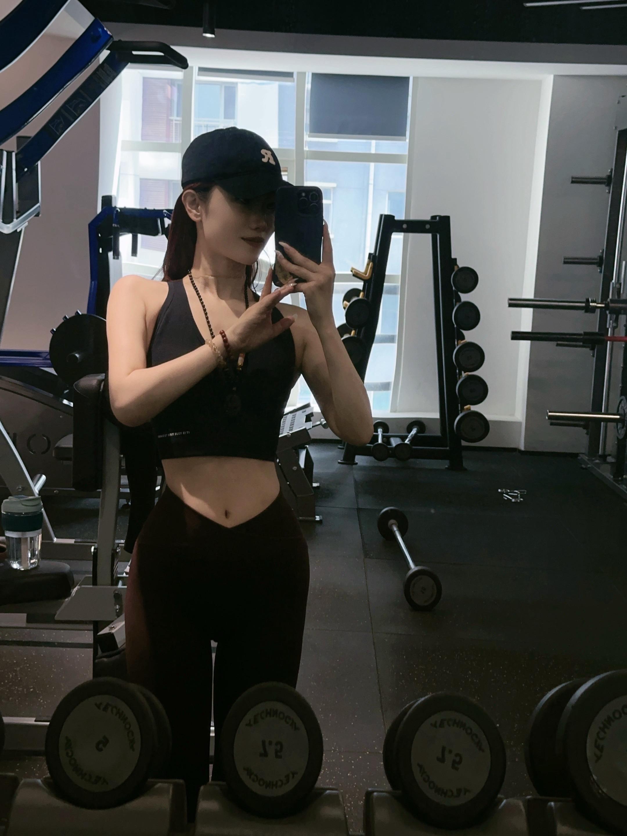 这么强的控制欲 控制控制体重 好吗