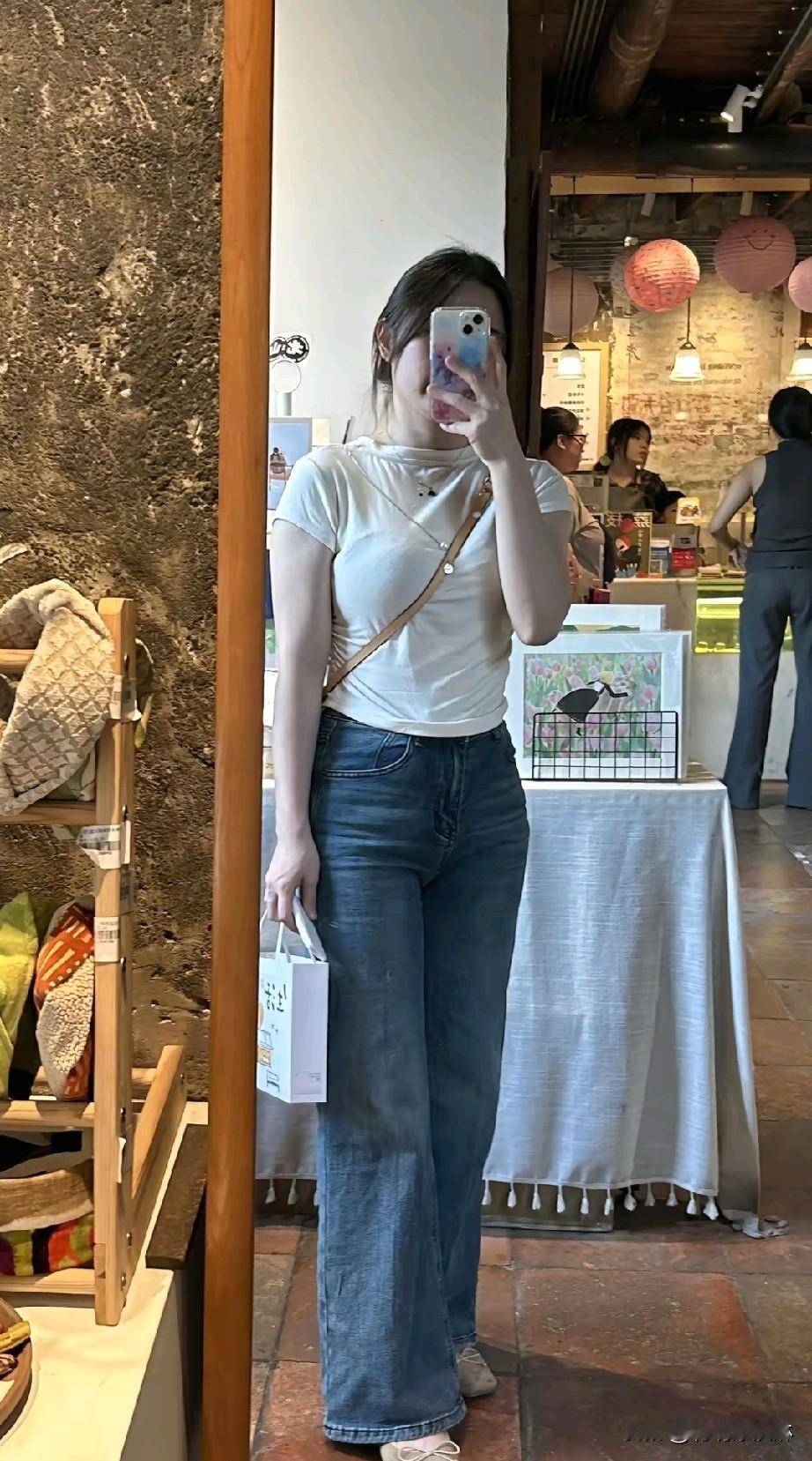 总要删除一些难过，
才能容纳更多快乐