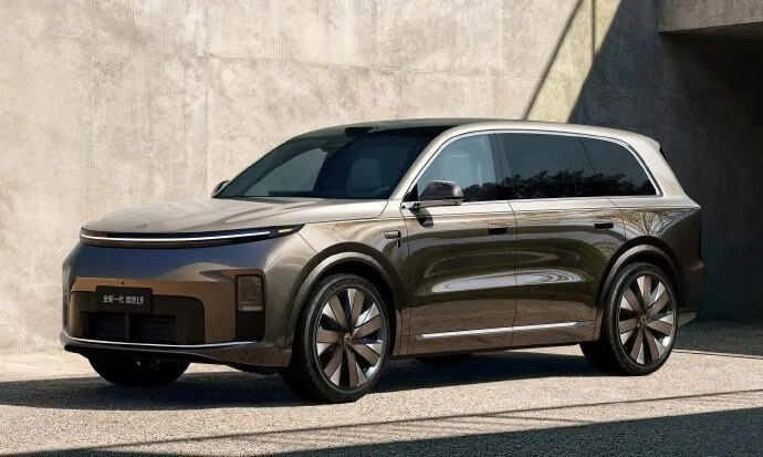 车市热门 全新一代理想L9正式官宣，将会在二季度内正式发布，将搭载两颗全新的马赫