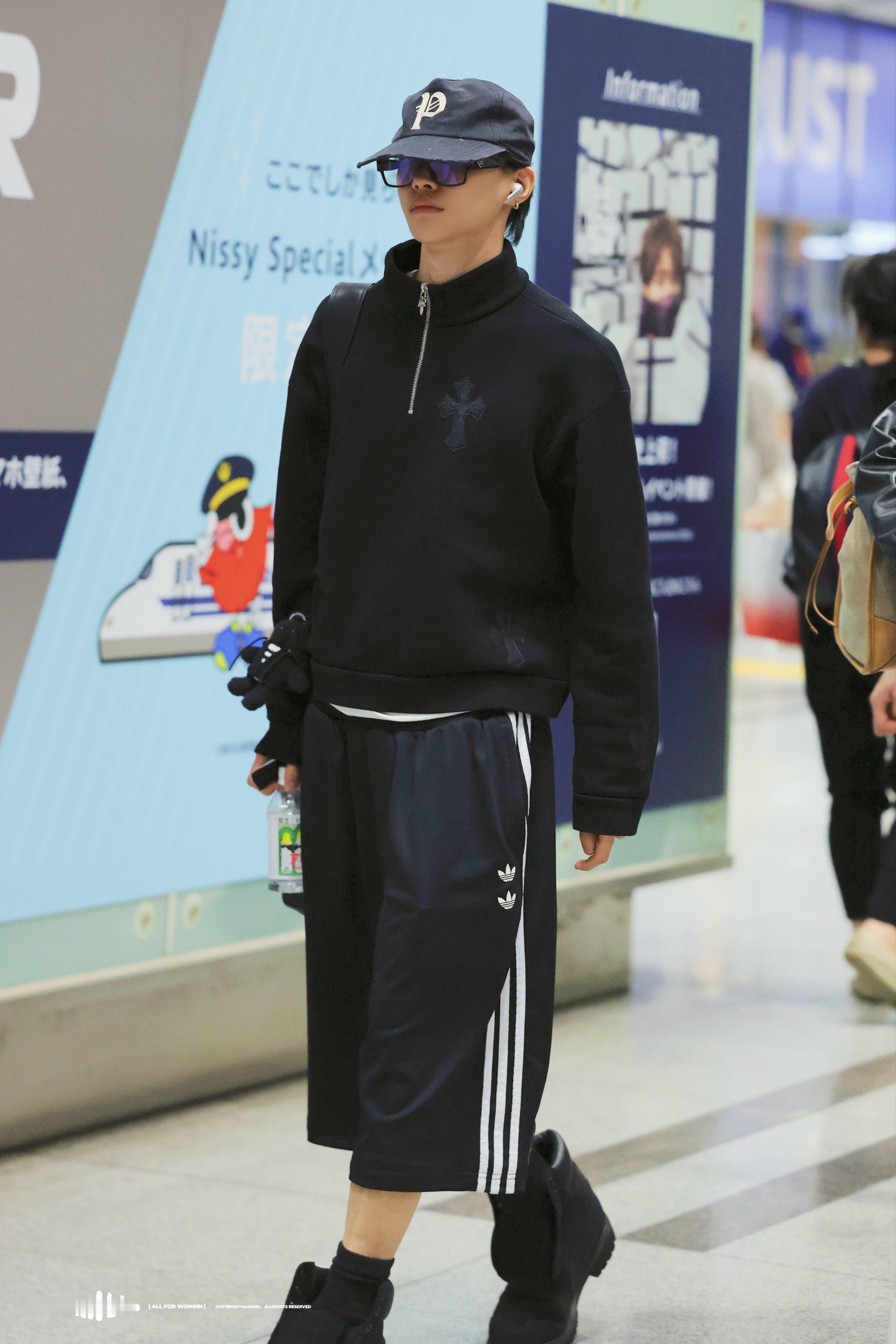 260921元彬喝水也要考据🧐 矿泉水 富士-天然矿泉水350ml©️跟着元彬