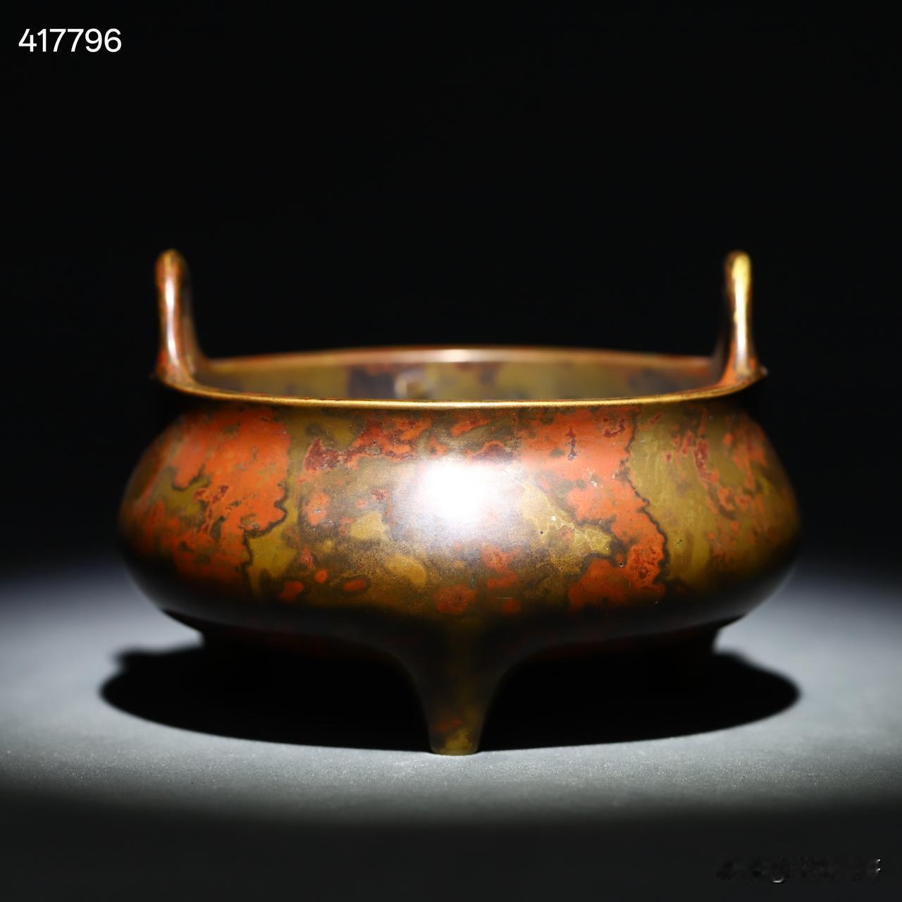 清代仿宣德 三足冲天耳铜香炉
尺寸：高8.3*口径11.8cm
重861克
器型