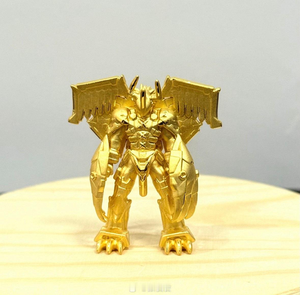 黑暗战斗暴龙兽见多了，但是足金战斗暴龙兽就…[并不简单] ​​​