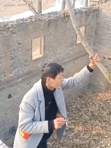 网友:享年二三十岁！