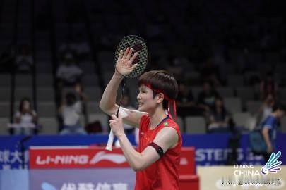 王祉怡力克克星因达农晋级中国羽毛球大师赛八强。王祉怡以前很怕打技术流的球员，比如