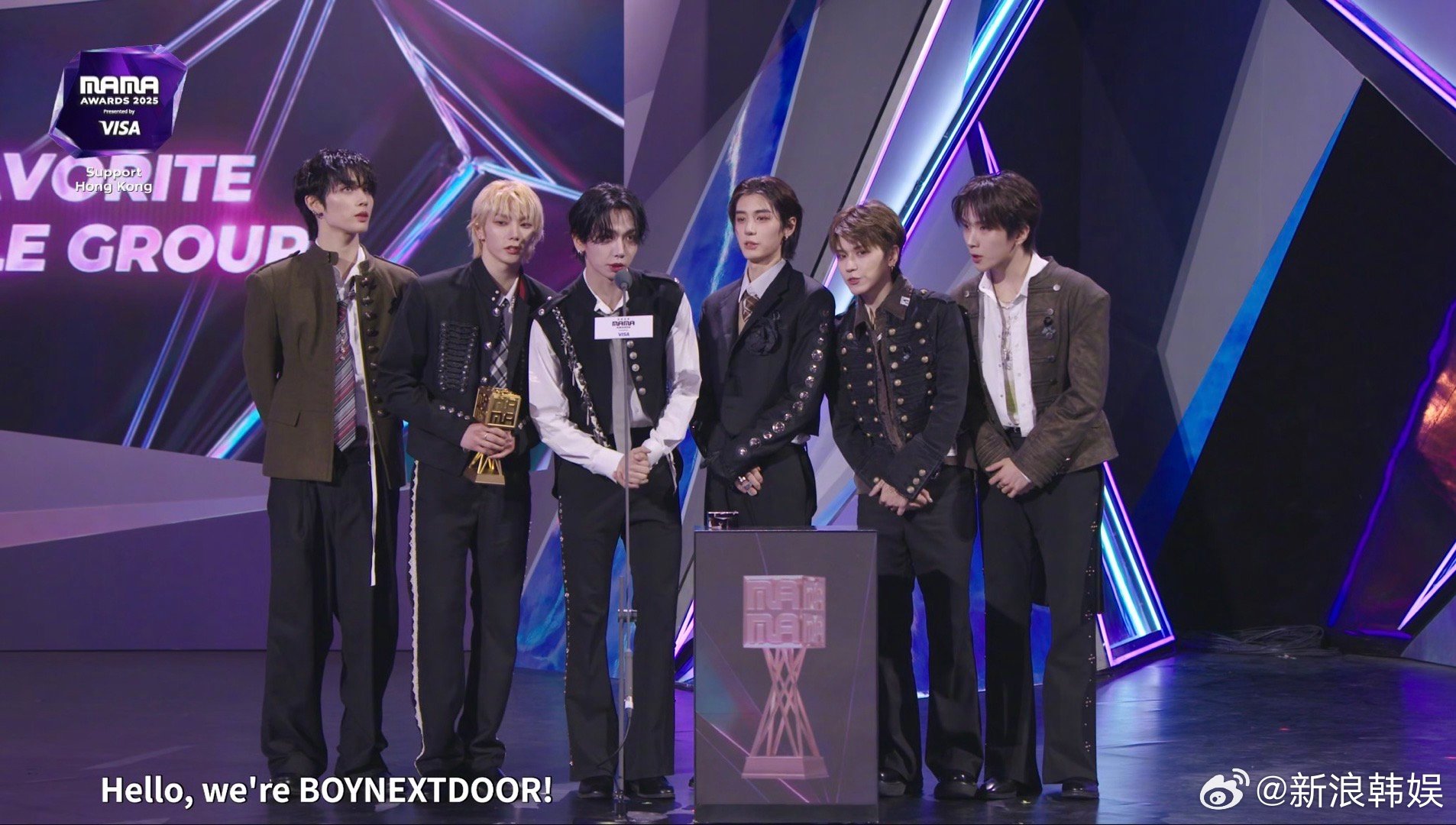 MAMA最受喜爱男团奖门童中文哀悼逝者 FAVORITE MALE GROUP奖