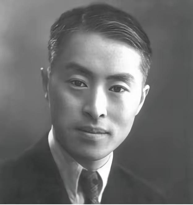 为打倒叛徒父亲，儿子毅然参军，开国大典时被告知：你父亲是特工。这个参军的年轻人叫