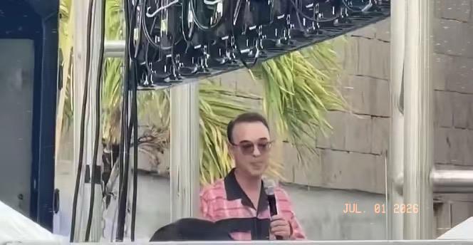 卡耶塔诺太有担当了！30日，菲参议员卡耶塔诺现身基督教会在马尼拉EDSA大道举行