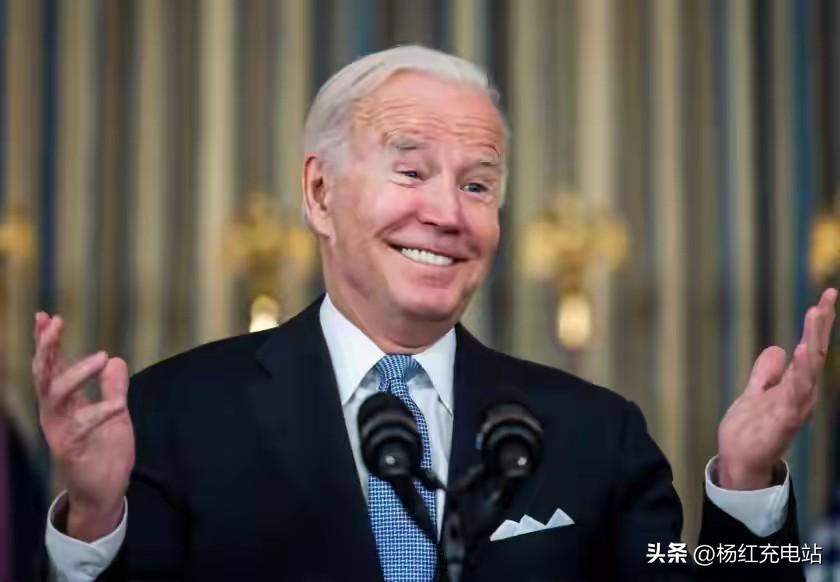 拜登预言应验？特朗普闪击伊朗，美国霸权正亲手送自己“降级”
 
从苏伊士运河的耻