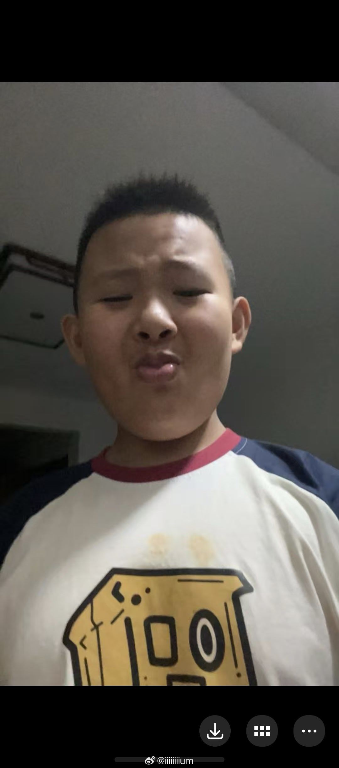 就不能拍张帅一点的吗 