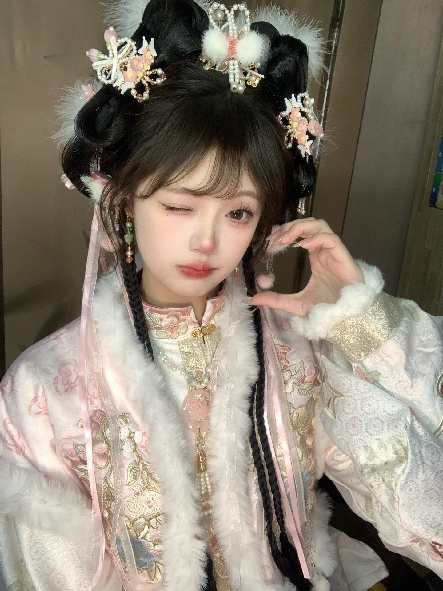 在苏州拍到了超甜汉服