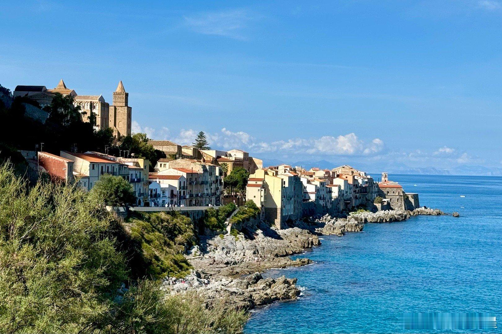 世界遗产，切法卢大教堂。切法卢大教堂（Cefalù Cathedral）位于意大