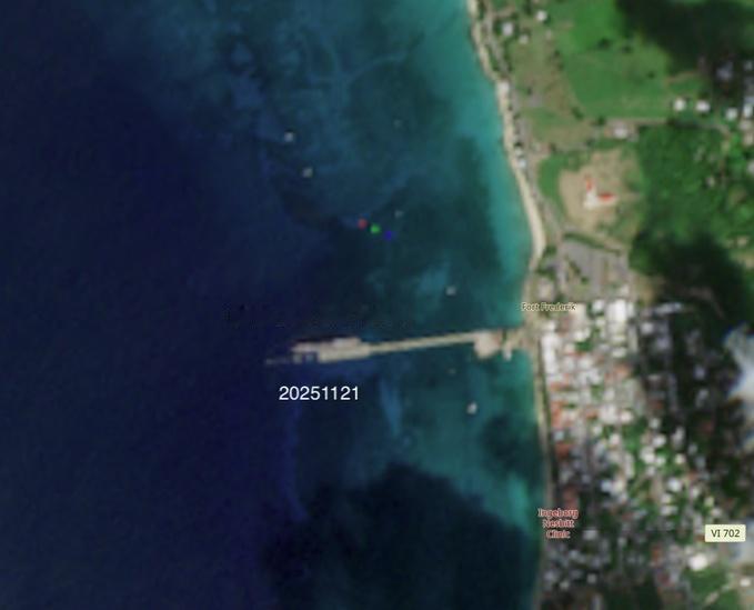 美国海军伊利湖号巡洋舰 (CG-70) 仍然停泊在美属维尔京群岛圣克罗伊岛的弗雷