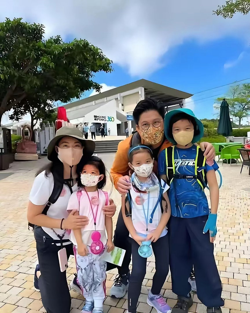 郭晶晶霍启刚大儿子远赴英国读书，网传入读拉德利公学，看懂霍家三代奔赴英国私校，才
