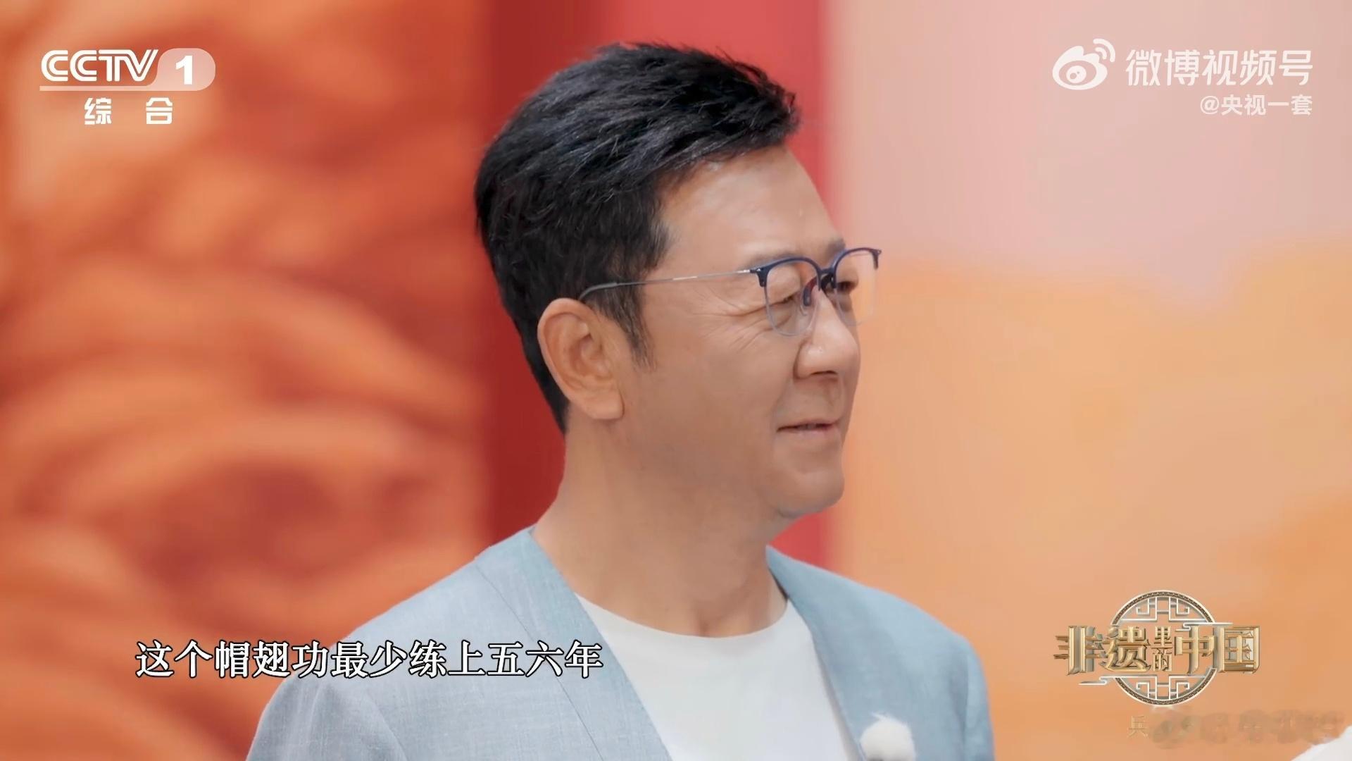 老秦腔在新疆唱出新花样 从陕甘支边乡音到文化融合典范，秦腔在新疆的故事真的太有温