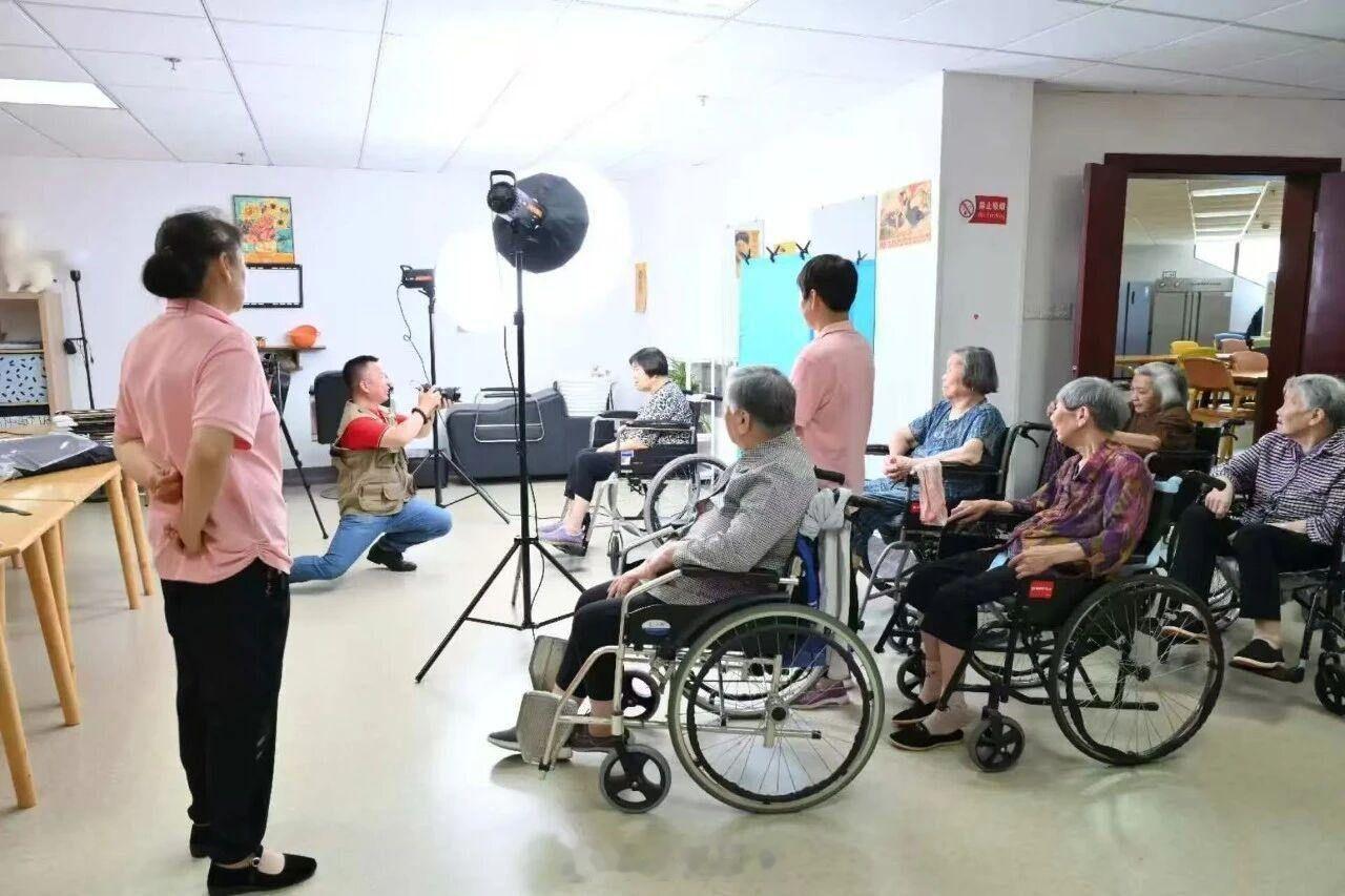 宁波给志愿团队出成长手册啦 宁波现有注册志愿者超221万、志愿队伍1.7万余支，