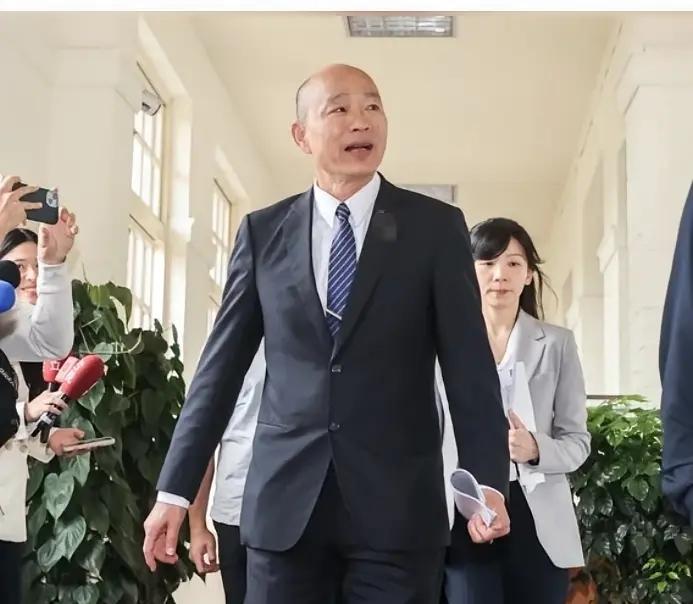 4月22日，美国CSIS智库访团一名特朗普时期的前高官当面“提醒”台民意机构负责