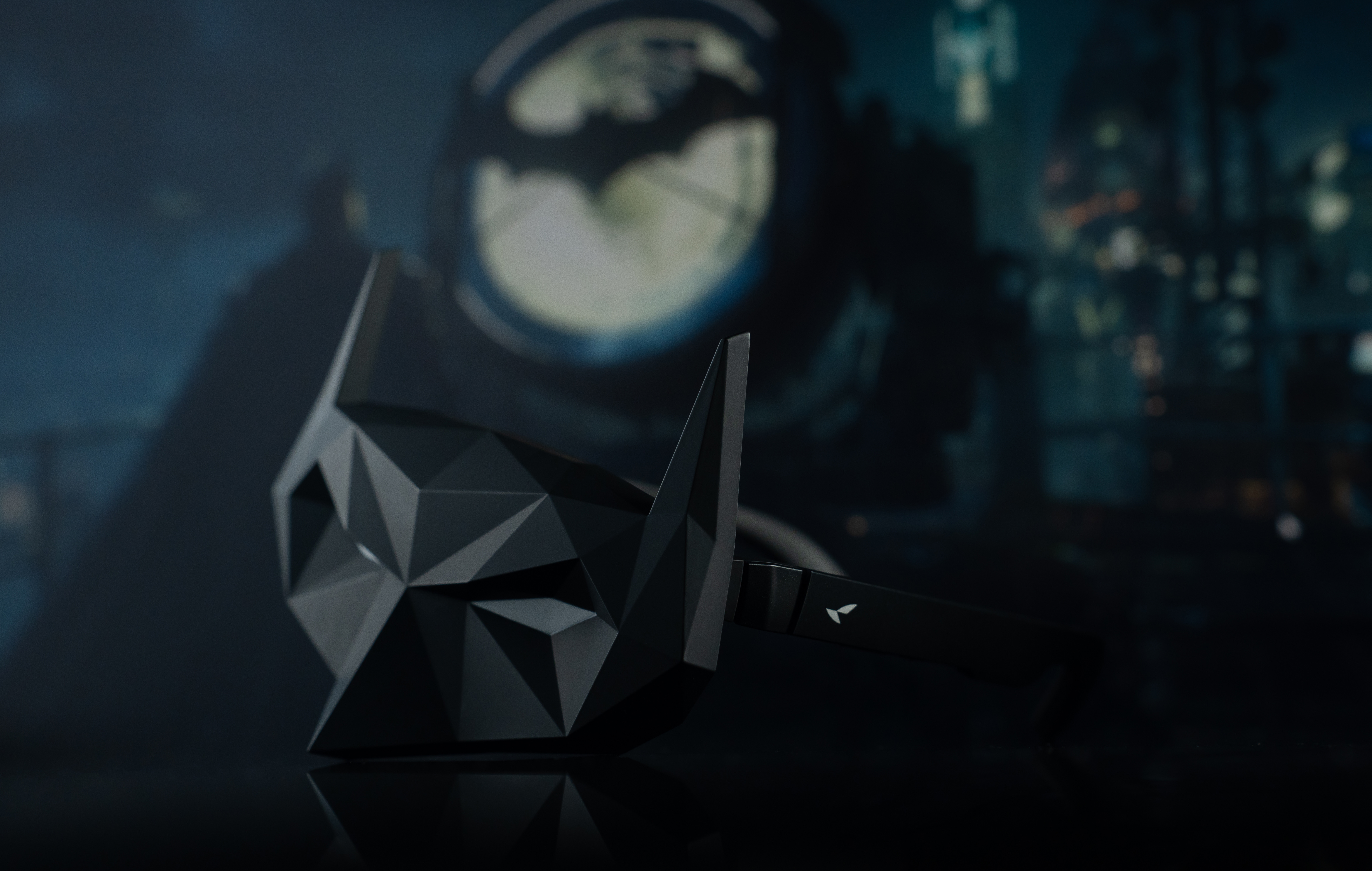 就问哪个DC粉看到这幅AR眼镜能不心动？前段时间在AWE展上，看到这幅雷鸟Air