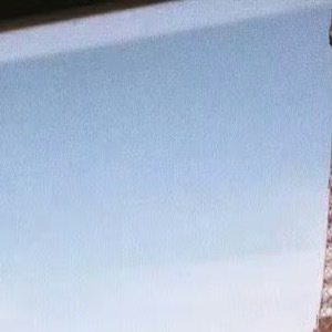 每日一善内心强大比什么都重要，你要照顾好自己，承认自己的平凡，但是努力向好的方向
