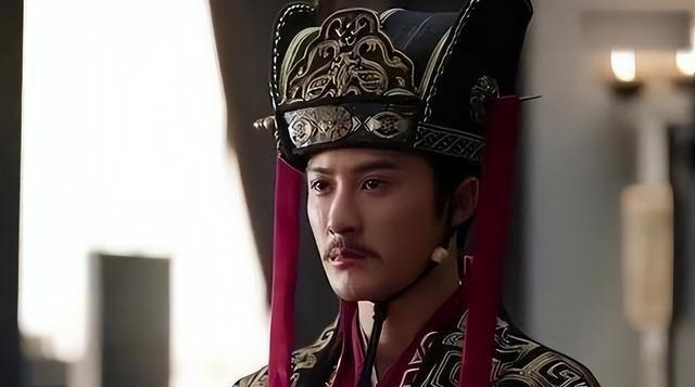 一个人宠冠全家，另一个却无人问津，司马懿两位女儿的命运差距到底有多离谱？
司马懿