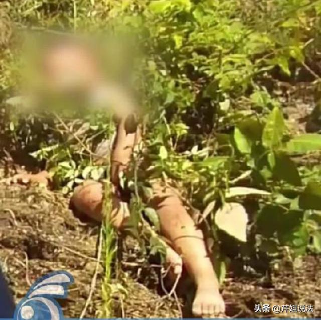 “不怕不怕，叔叔来救你了”。贵州，一名2岁儿童离家出走，跑到半山腰玩耍不幸滑倒，