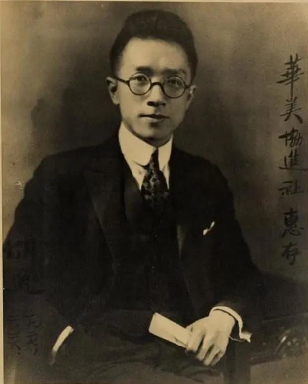 胡适对于自己的老婆，真的不好吗？
 
他没有说自己的老婆，是母亲送的礼物。

他