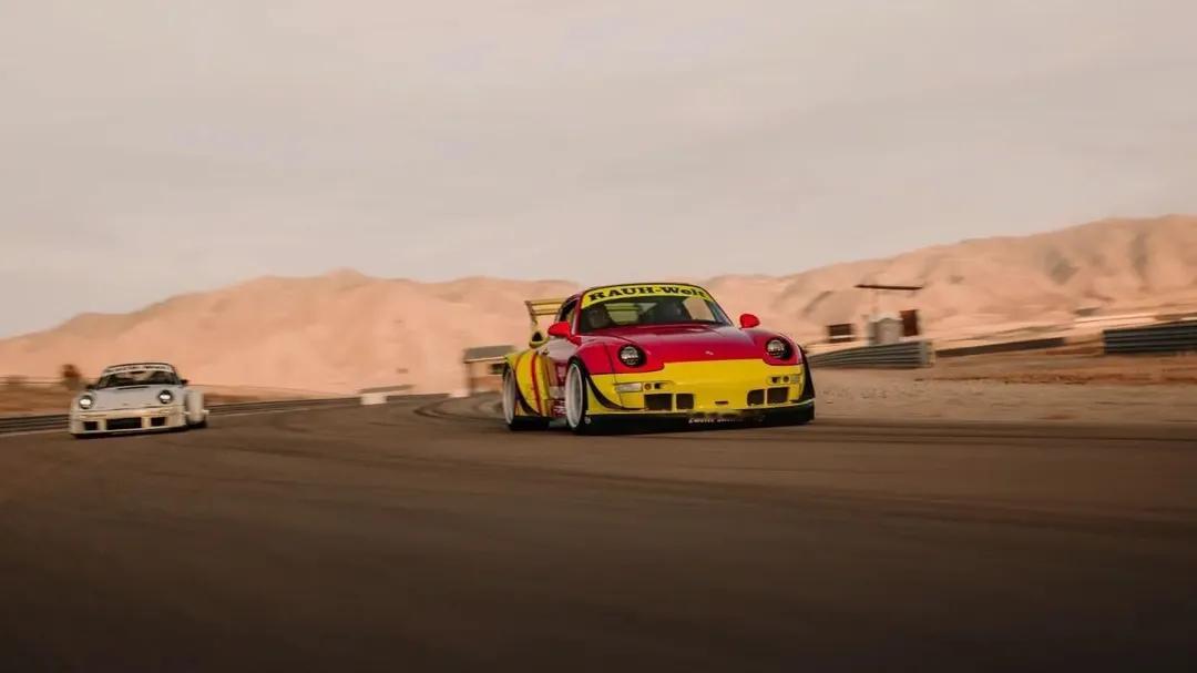 RWB｜激战沙漠赛道！📍Track Day，热血上演！这不是普通的保时捷聚会—
