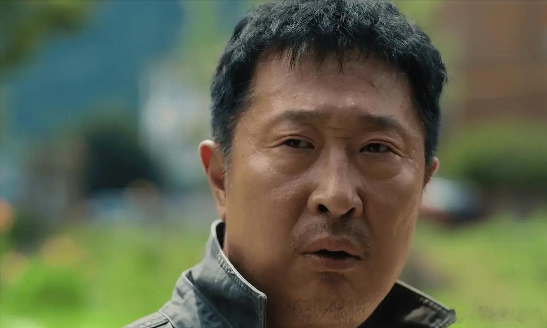小芳：妈宝男变奶爸，冤家变亲家，一场生育改写两代人命运 