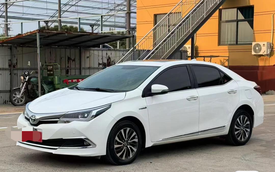 陪同事卖19年的丰田卡罗拉，当年咬牙花小15万买的，开了6年才跑4万8千公里，除